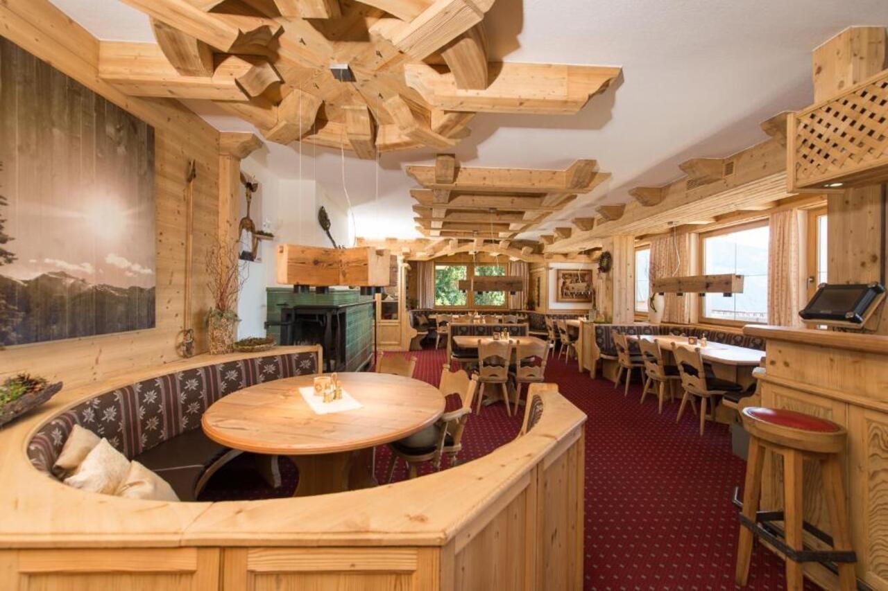 Frieden Das Alpine Panorama Hotel Hochpillberg ภายนอก รูปภาพ
