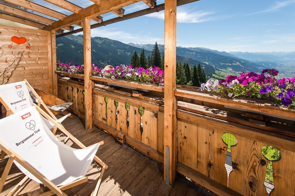 Frieden Das Alpine Panorama Hotel Hochpillberg ภายนอก รูปภาพ